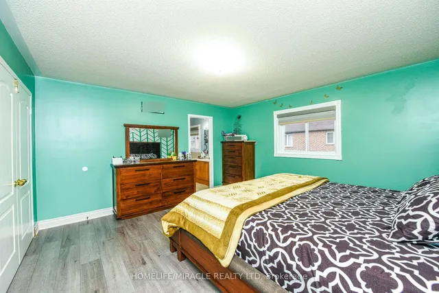 Additional property image - 94 Saintsbury Cres
