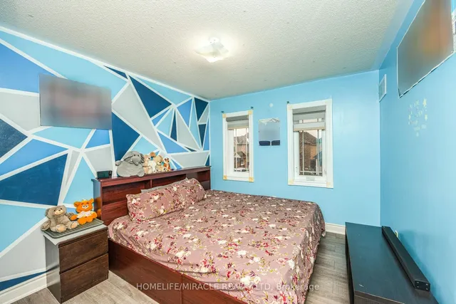 Additional property image - 94 Saintsbury Cres