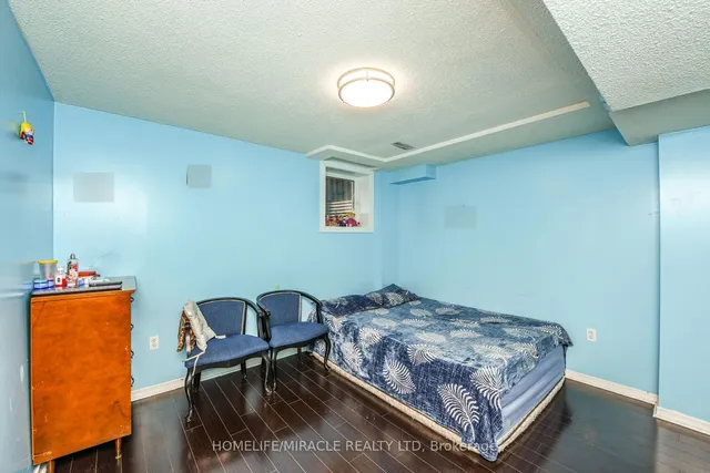 Additional property image - 94 Saintsbury Cres