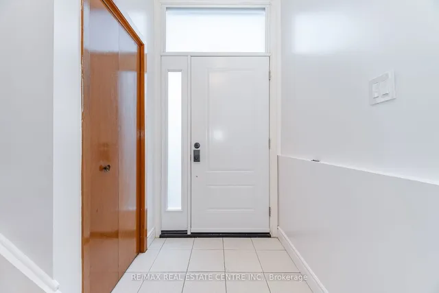Additional image 28 of 4062 Dunmow Cres