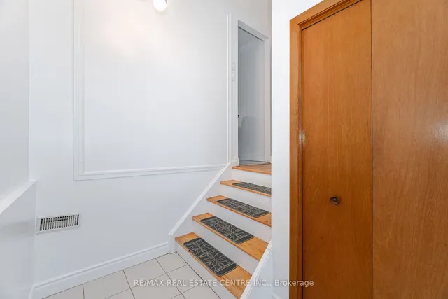 Additional image 27 of 4062 Dunmow Cres