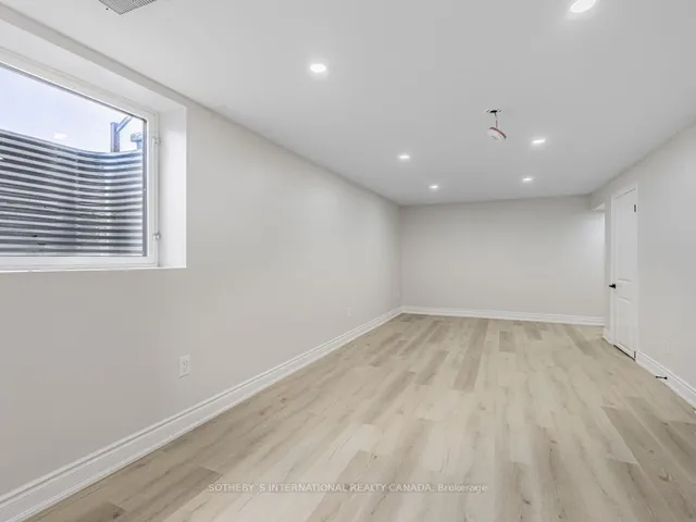 Additional property image - 222 Hammersmith Crt
