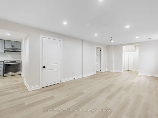 Additional property image - 222 Hammersmith Crt