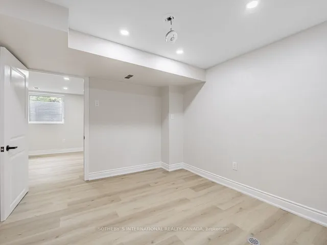 Additional property image - 222 Hammersmith Crt