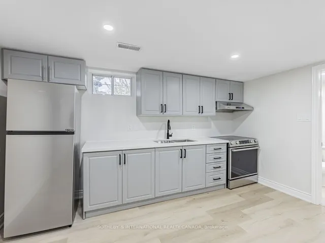 Additional property image - 222 Hammersmith Crt