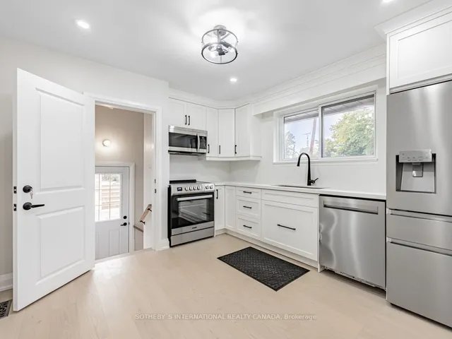 Additional property image - 222 Hammersmith Crt
