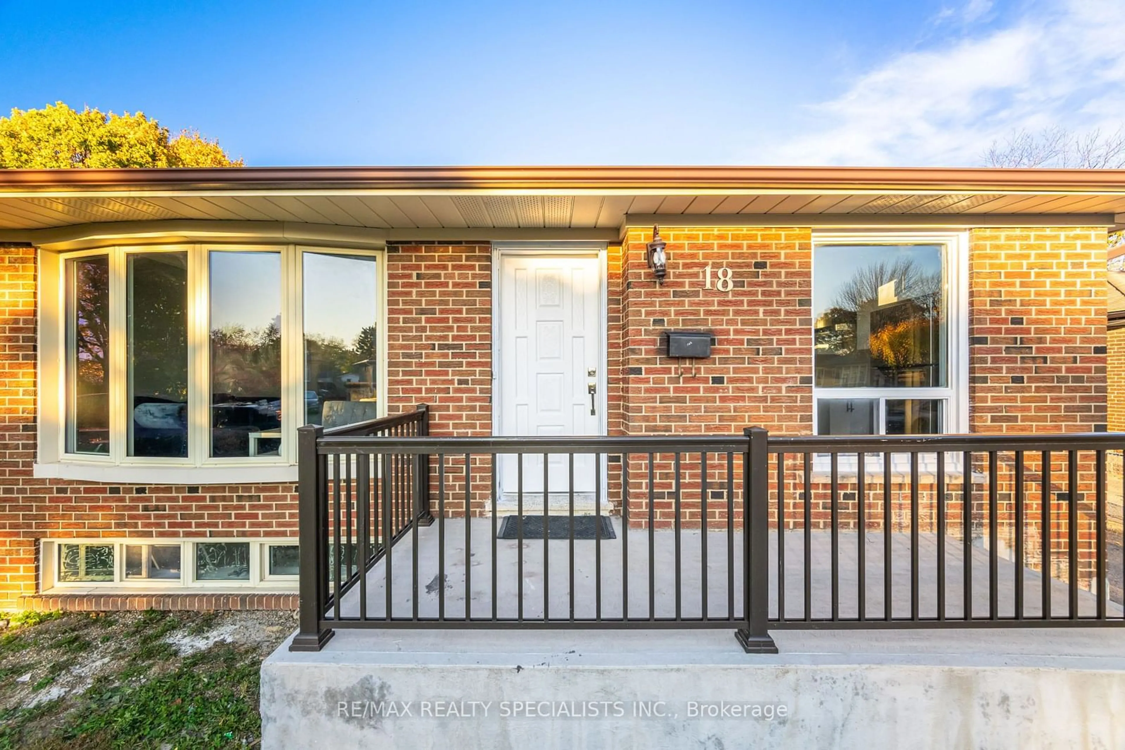 Home with brick exterior material, street for 18 Sanford Cres, Brampton Ontario L6X 2C3