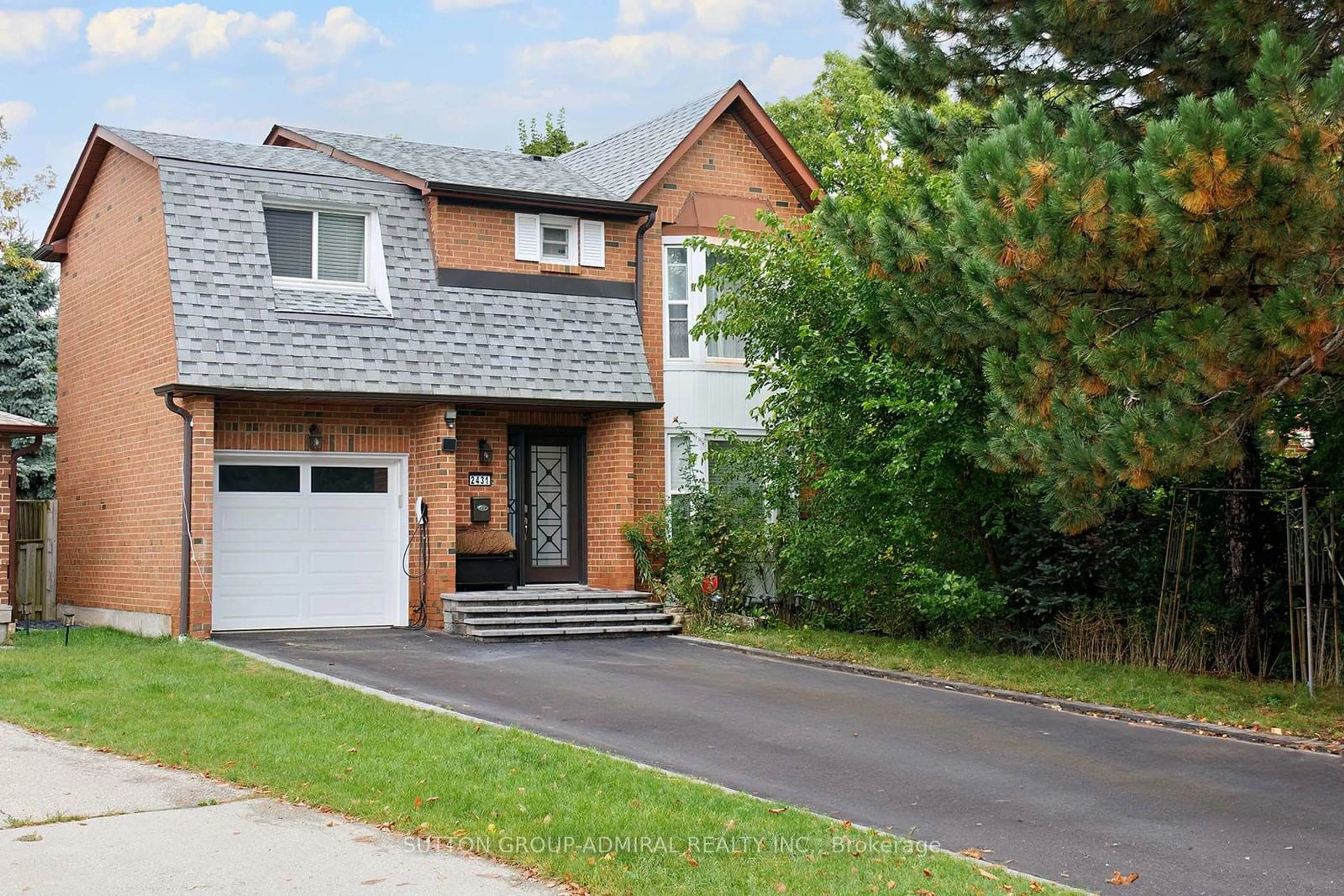 Home with brick exterior material, street for 2431 Ploughshare Crt, Mississauga Ontario L5L 3M6