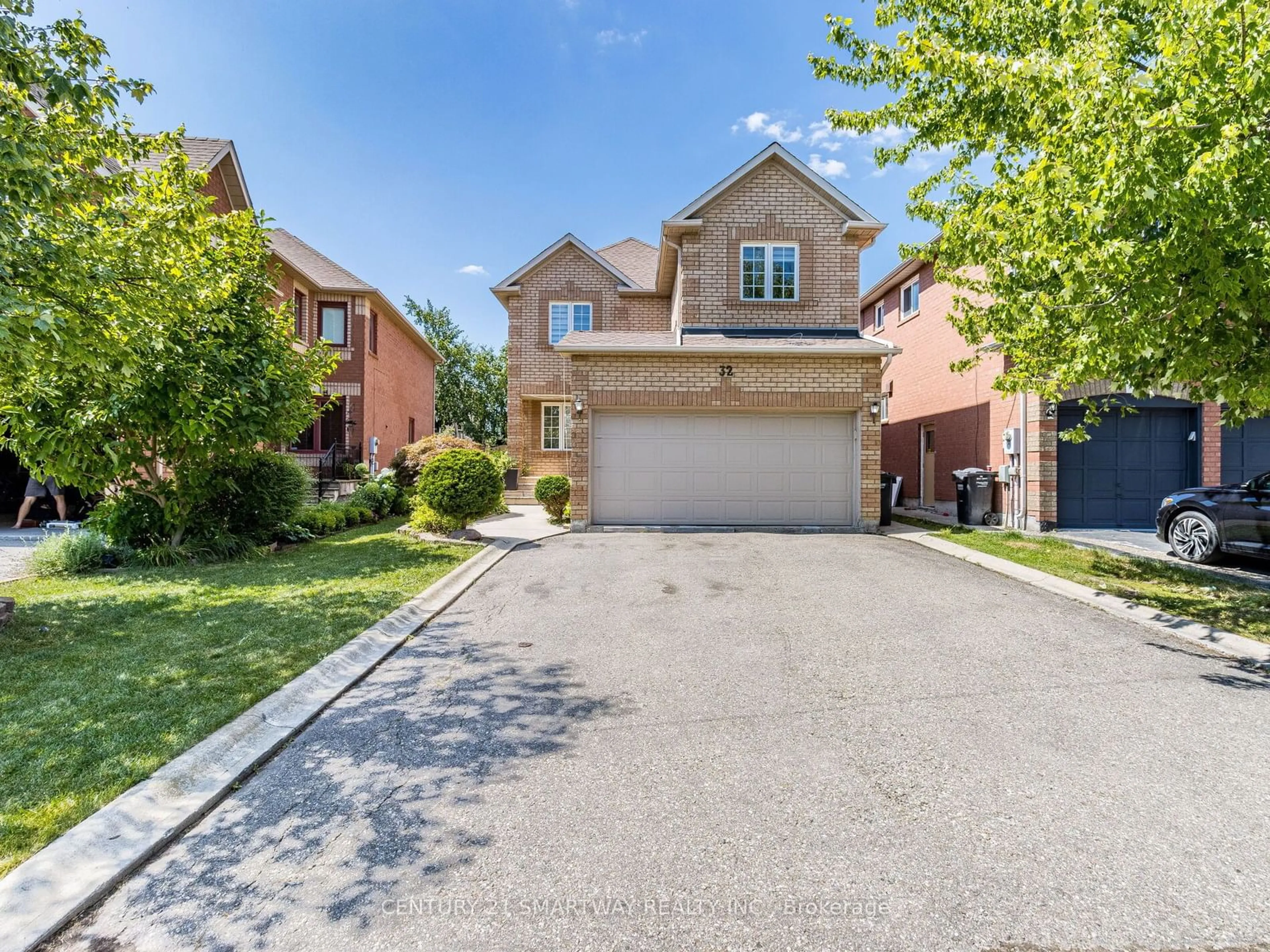 Unknown for 32 Creekwood Dr, Brampton Ontario L7A 1J3