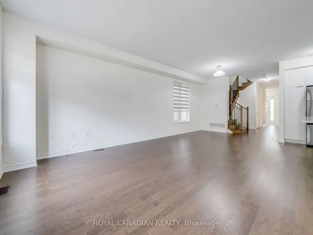 Additional property image - 476 Bergamot Ave