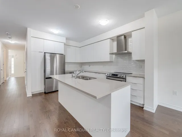 Additional property image - 476 Bergamot Ave