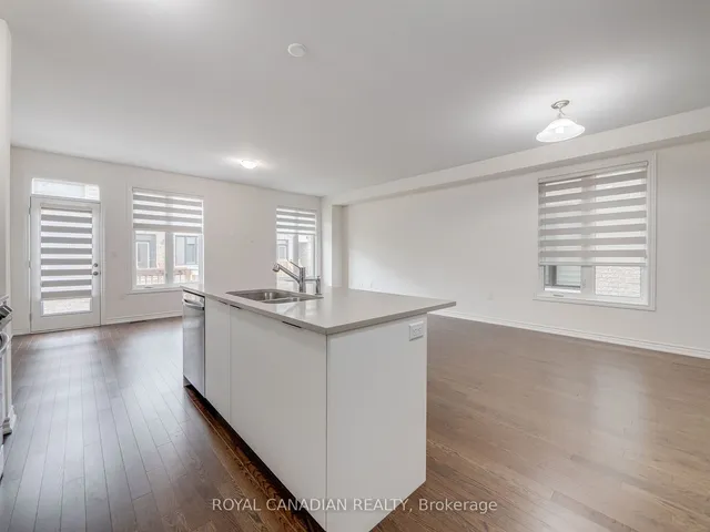 Additional property image - 476 Bergamot Ave