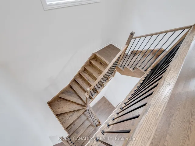 Additional property image - 476 Bergamot Ave