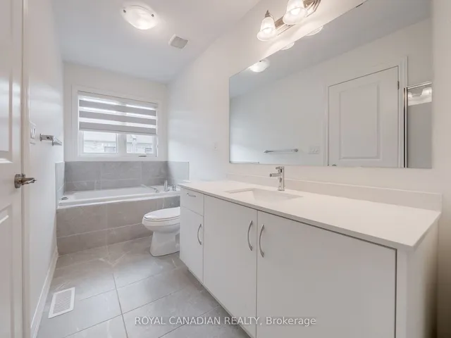 Additional property image - 476 Bergamot Ave