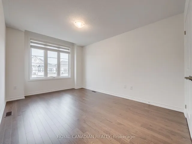Additional property image - 476 Bergamot Ave