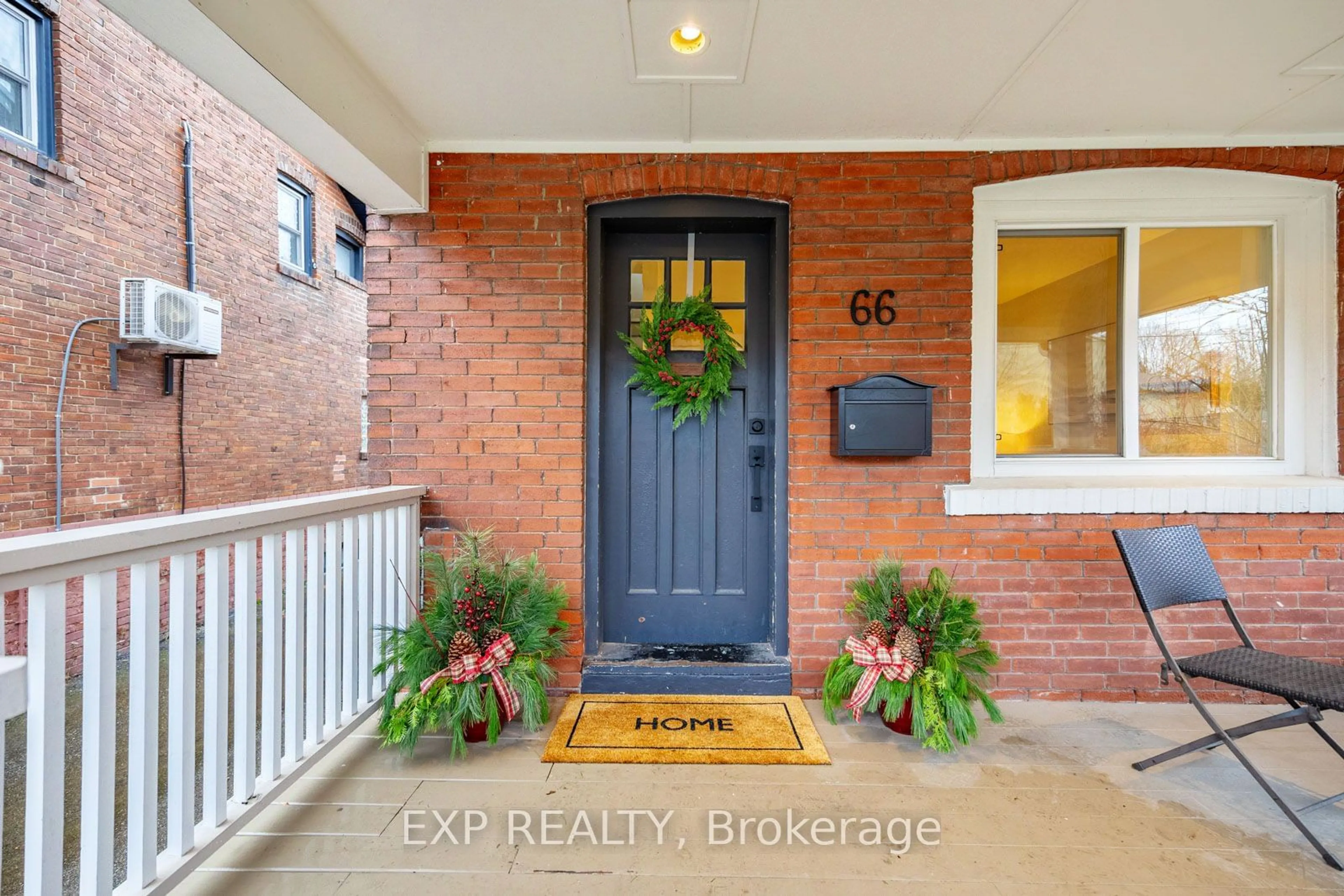 Indoor entryway for 66 Burlington St, Toronto Ontario M8V 2L2