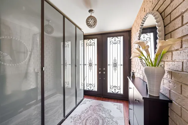 Additional property image - 18 Esposito Crt