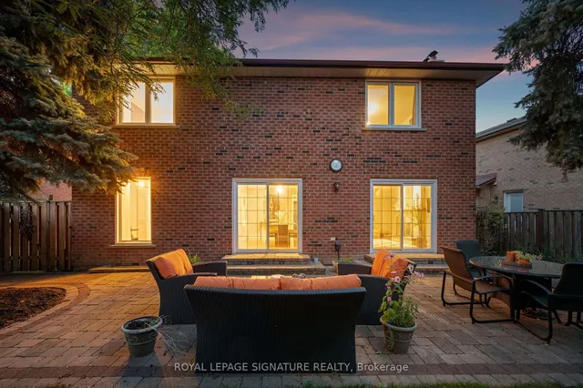 Additional property image - 18 Esposito Crt