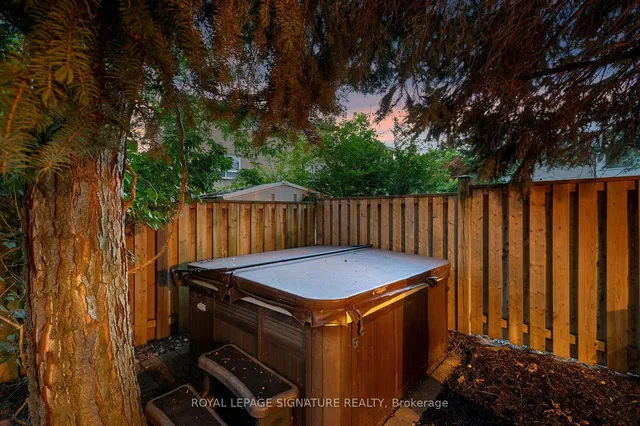 Additional property image - 18 Esposito Crt