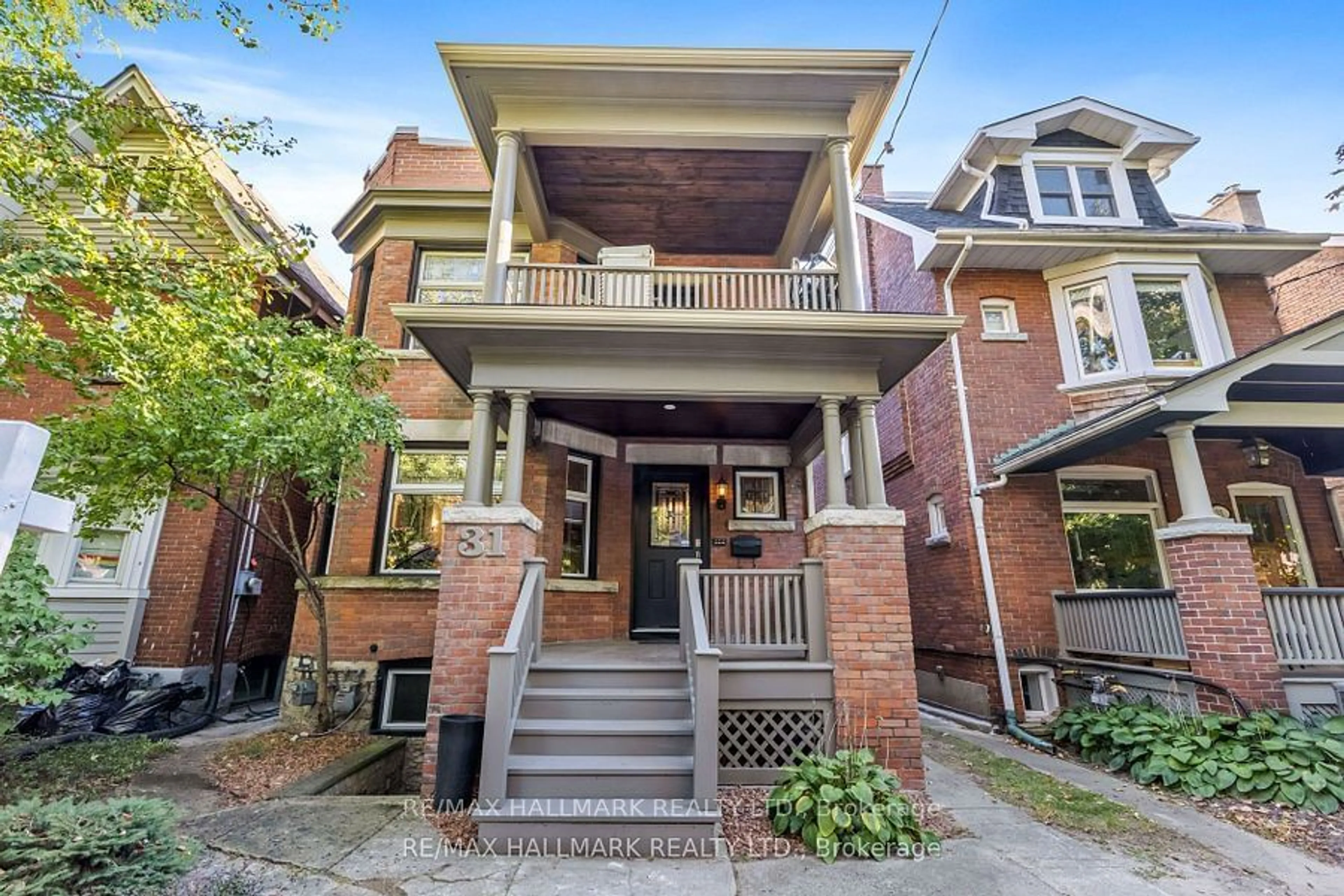 Home with brick exterior material, street for 31 Hewitt Ave, Toronto Ontario M6R 1Y4