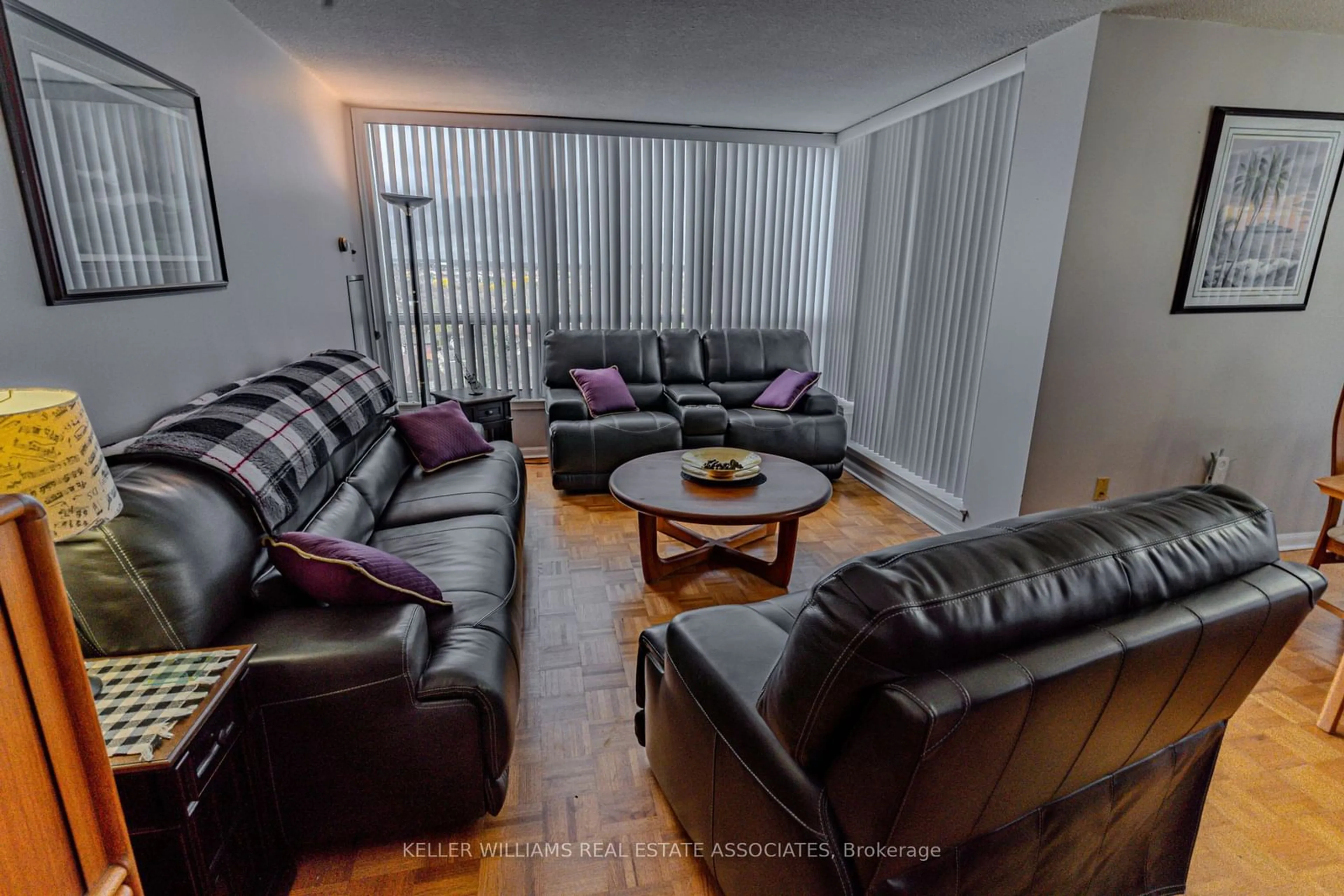 Living room with furniture, unknown for 12 Laurelcrest St #1112, Brampton Ontario L6S 5Y4