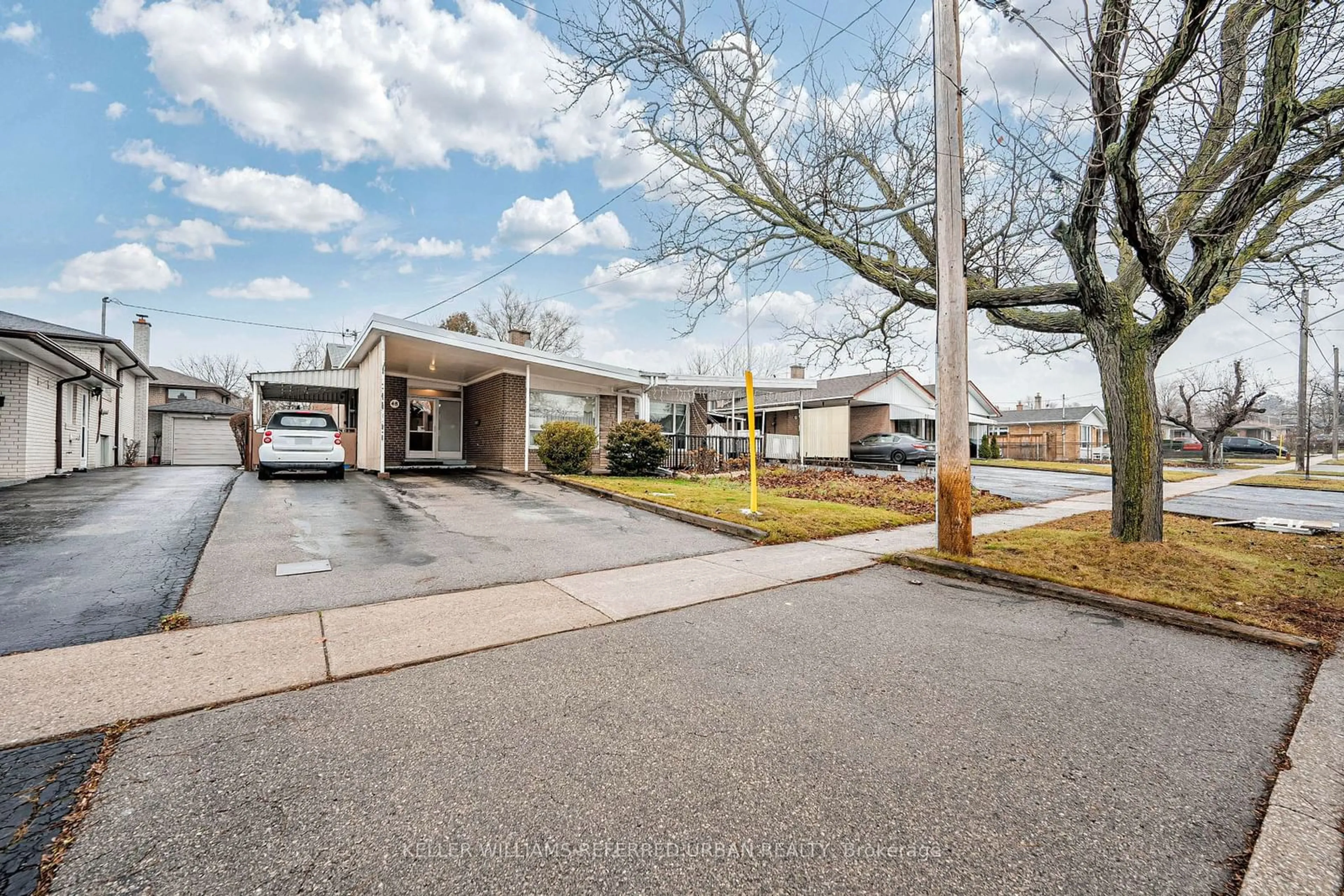 Patio, street for 48 Frankton Cres, Toronto Ontario M3J 1C1