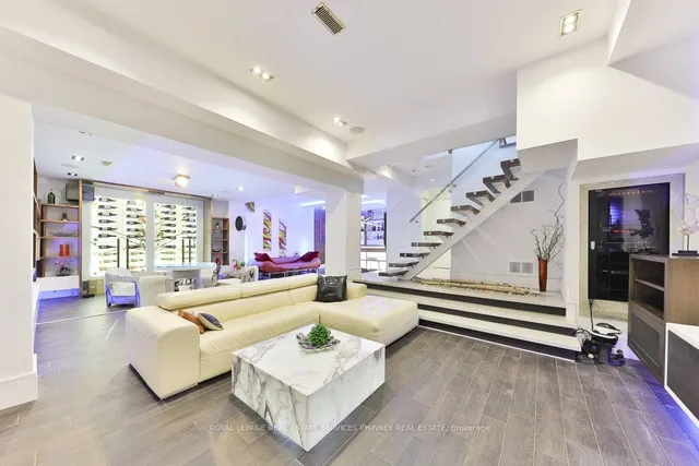 Additional property image - 622 Kozel Crt
