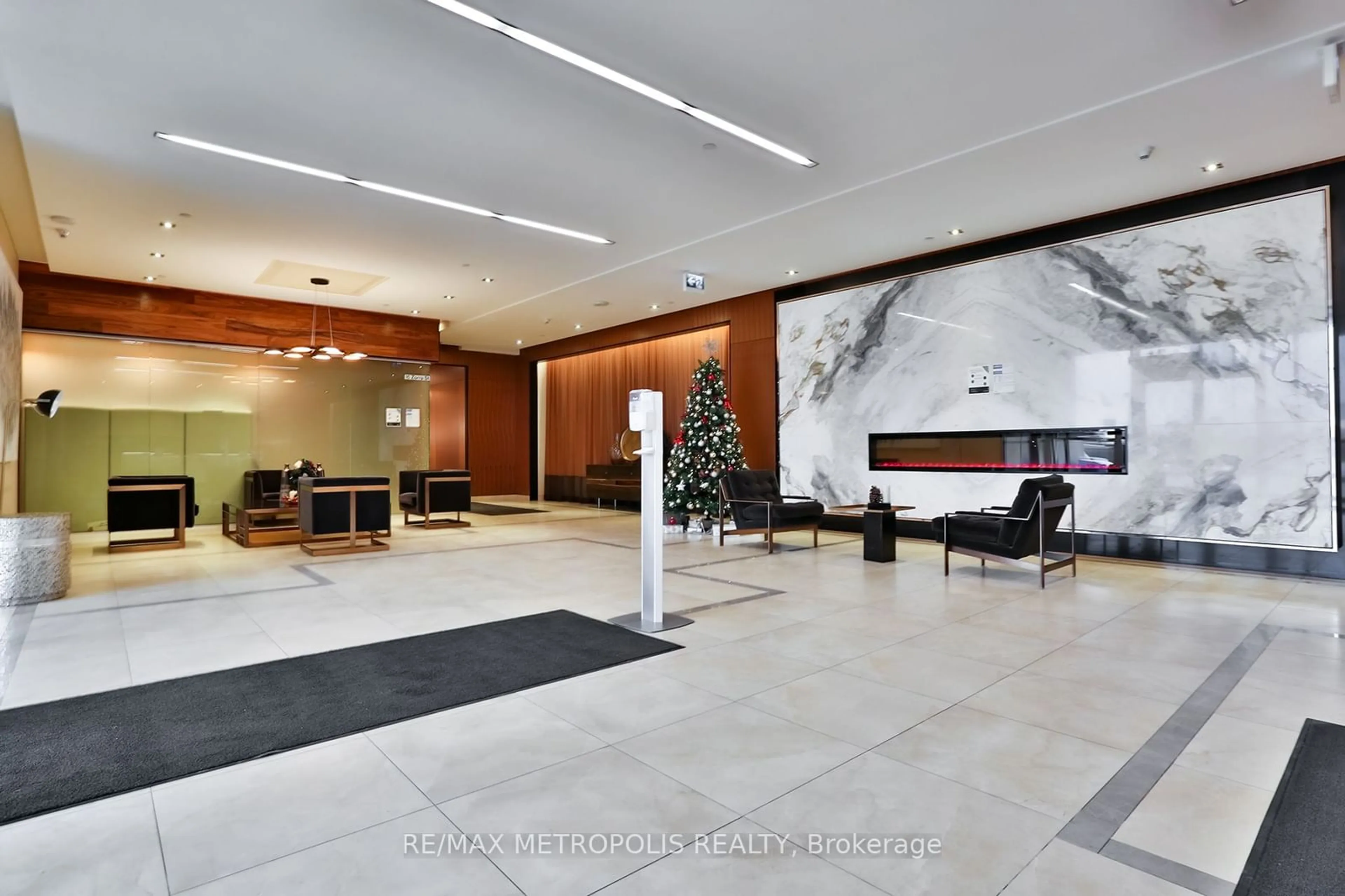 Lobby for 15 Zorra St #404, Toronto Ontario M8Z 0C1