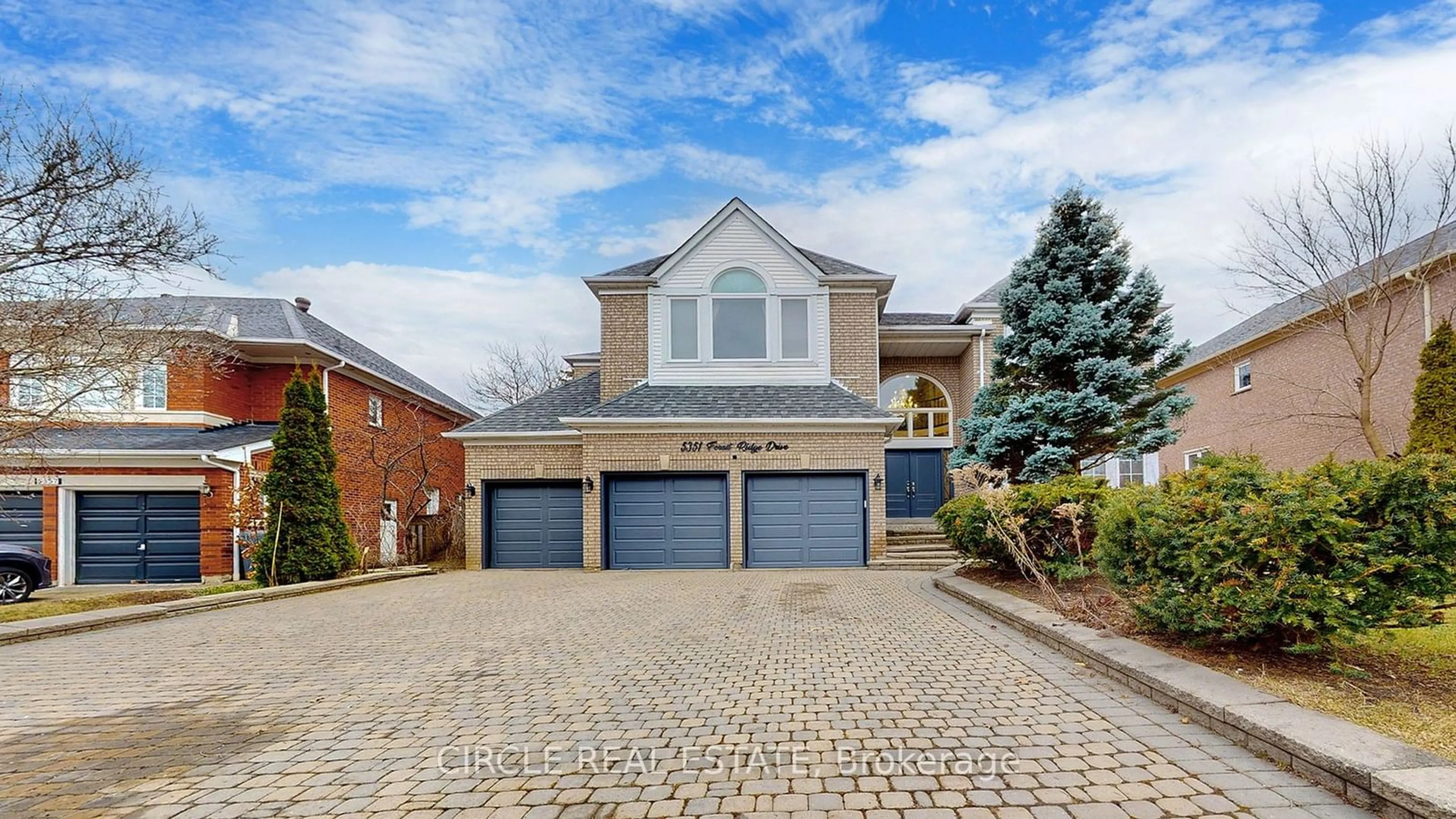 Home with brick exterior material, street for 5351 Forest Ridge Dr, Mississauga Ontario L5M 5B4