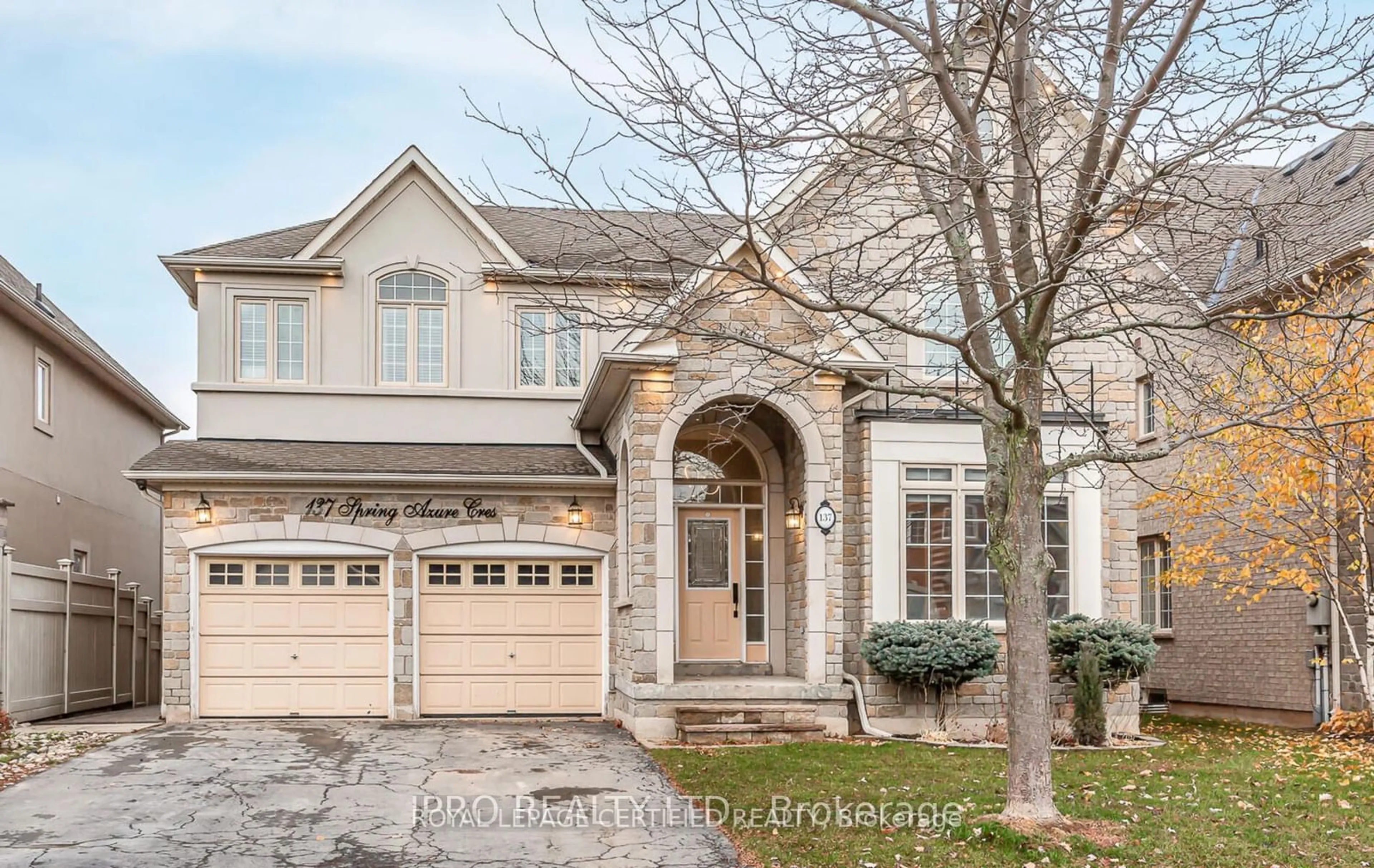 Home with brick exterior material, street for 137 Spring Azure Cres, Oakville Ontario L6L 6V8