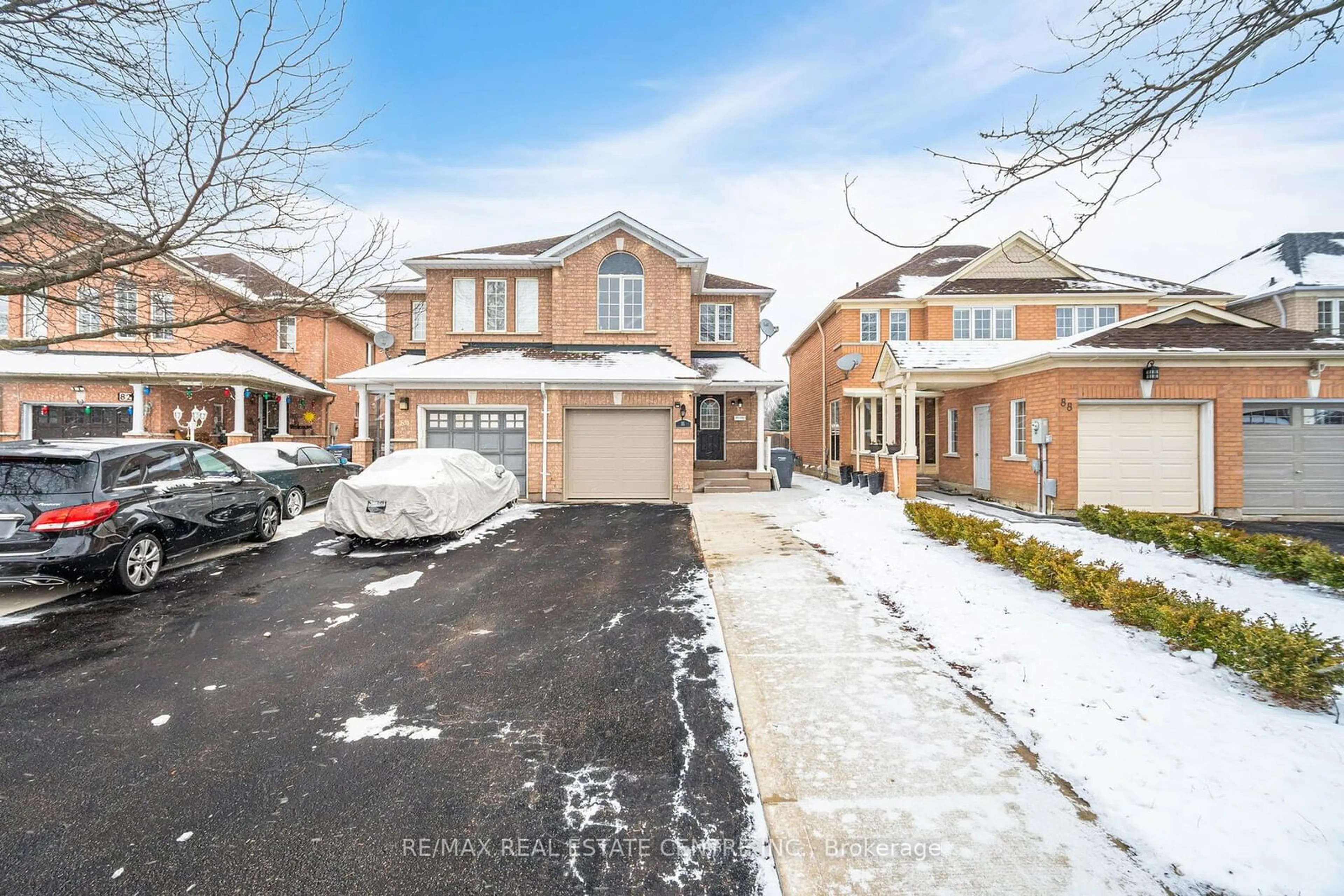 Unknown for 86 Summerdale Cres, Brampton Ontario L6X 4V9