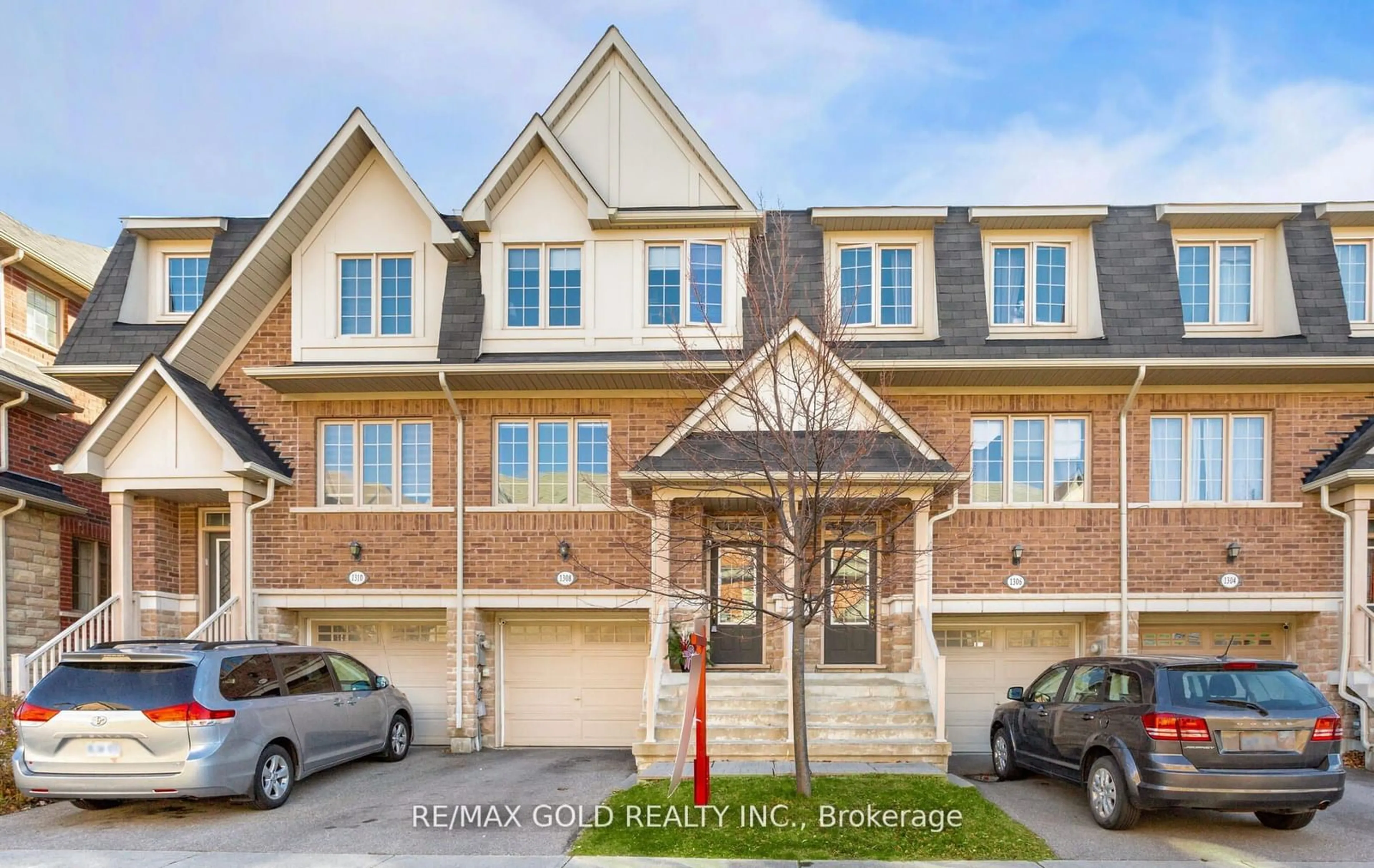 Home with brick exterior material, street for 1308 Granrock Cres, Mississauga Ontario L5V 0E1