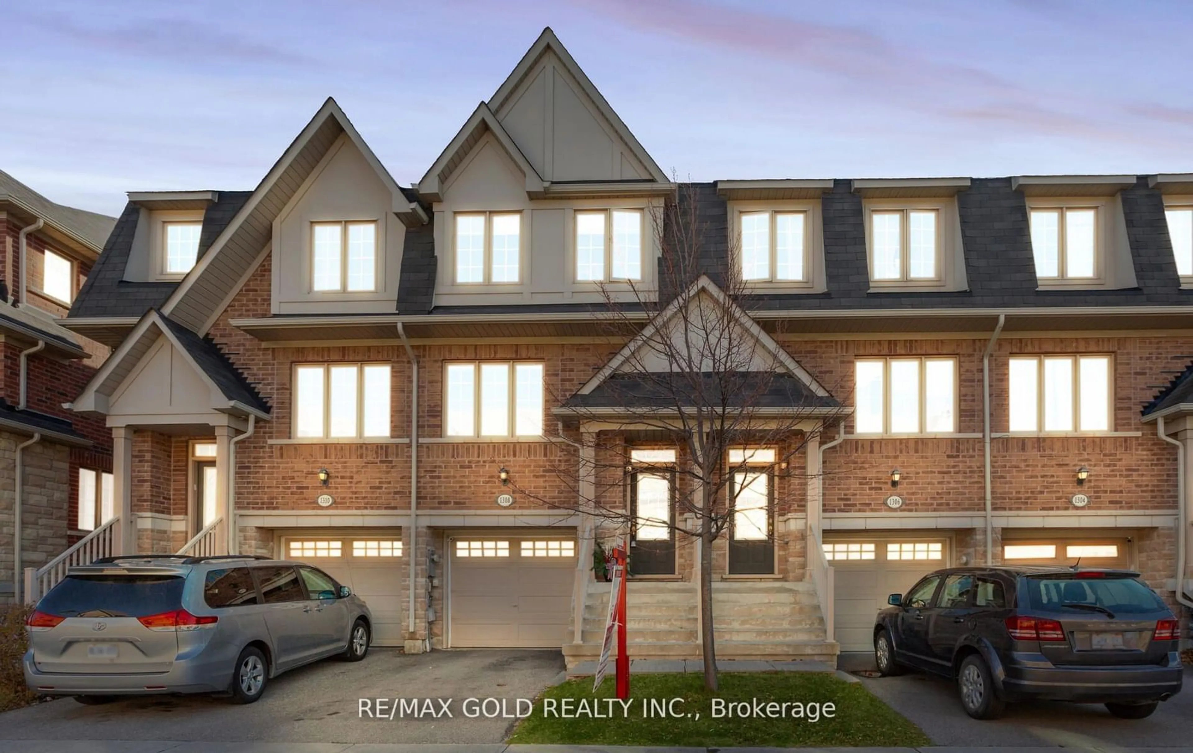 Home with brick exterior material, street for 1308 Granrock Cres, Mississauga Ontario L5V 0E1