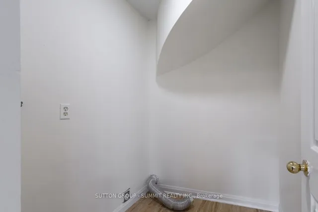 Additional property image - 5144 Porter St