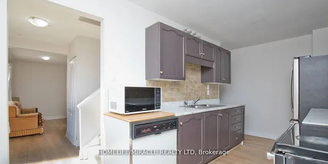 Additional property image - 8 Hillbank Tr