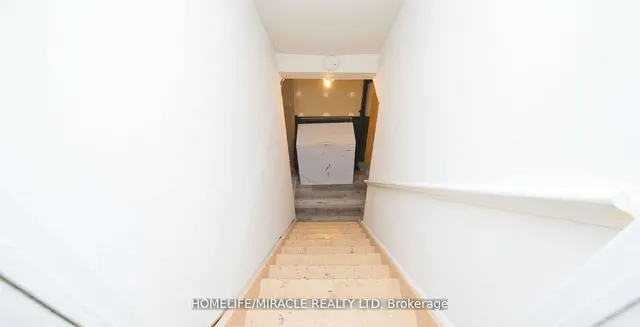 Additional property image - 8 Hillbank Tr