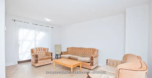 Additional property image - 8 Hillbank Tr