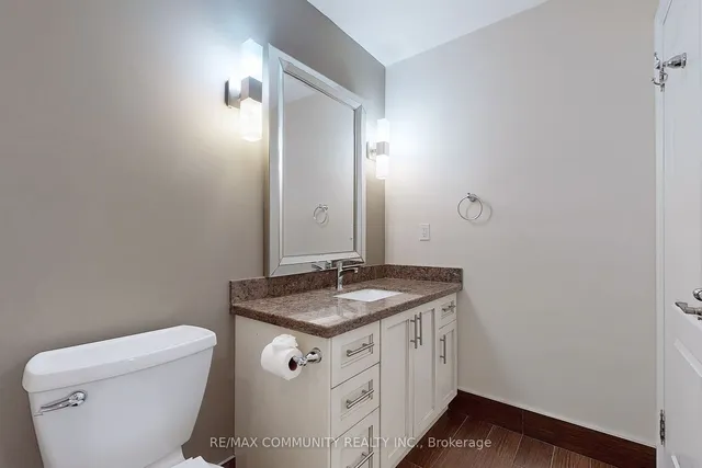Additional property image - 3030 Lakeshore Blvd Unit 8