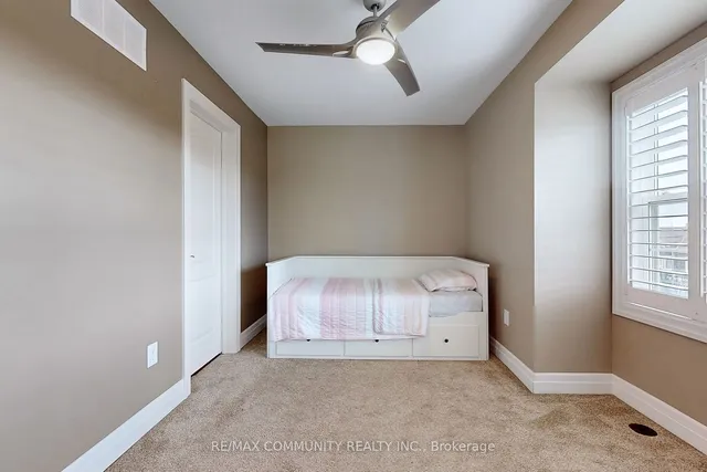 Additional property image - 3030 Lakeshore Blvd Unit 8