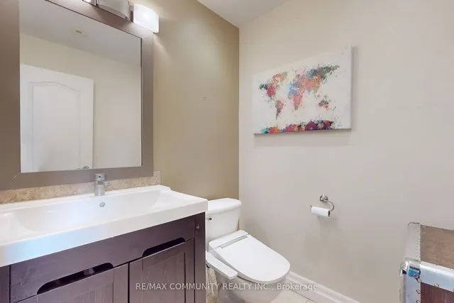 Additional property image - 3030 Lakeshore Blvd Unit 8