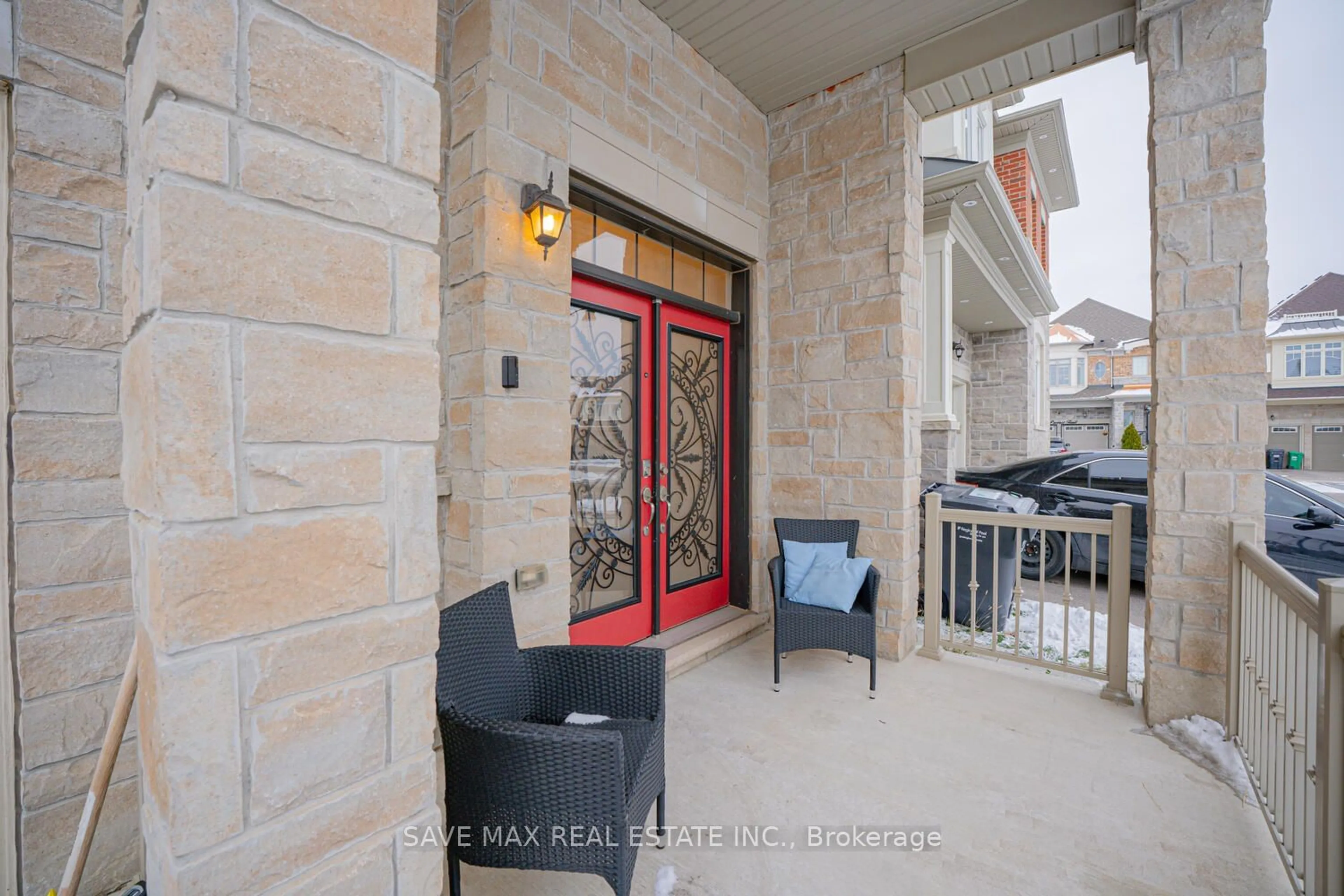 Patio, street for 34 Point Reyes Terr, Brampton Ontario L6Y 6E7