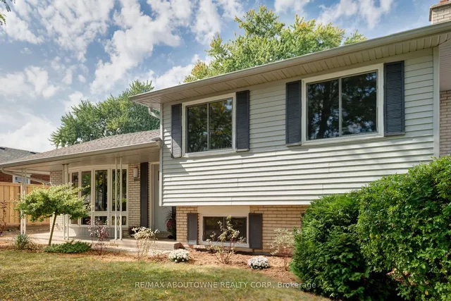 Additional property image - 2435 Cyprus Ave