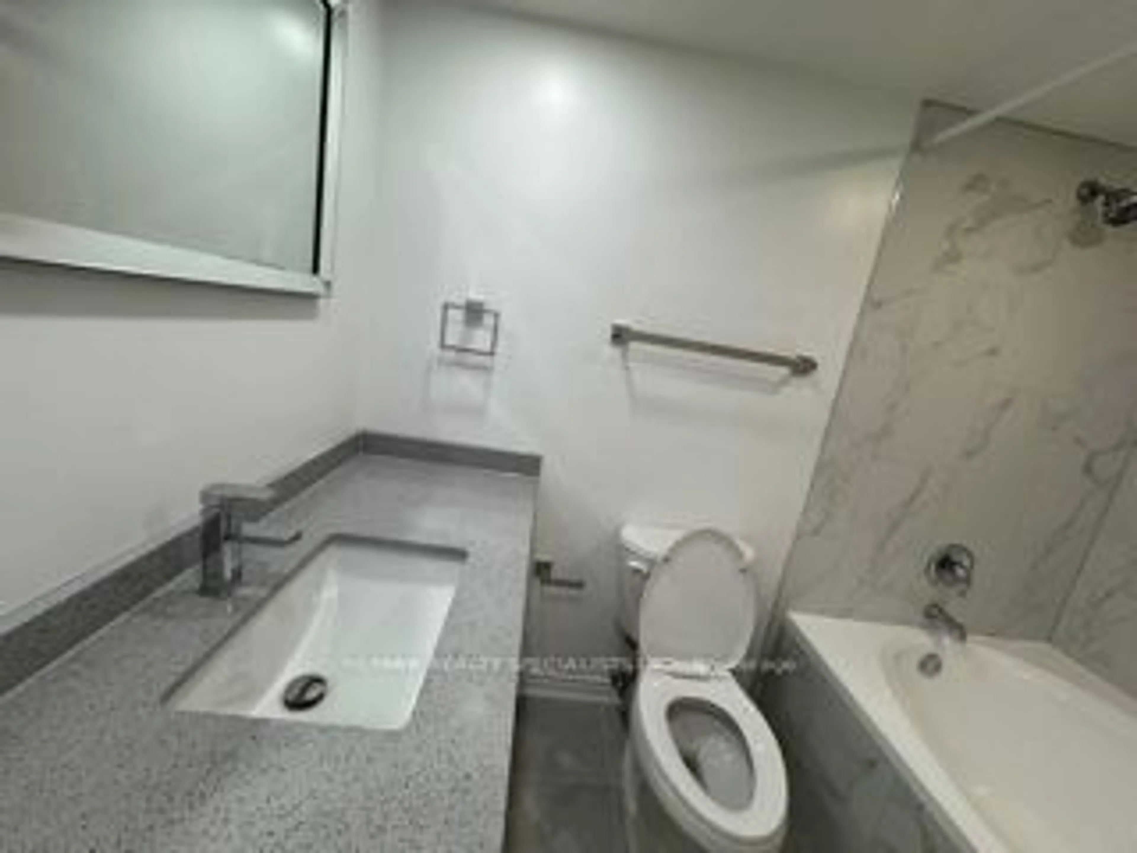 Standard bathroom, unknown for 350 Webb Dr #1409, Mississauga Ontario L5B 3W4