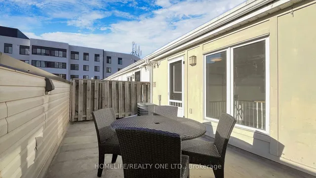 Additional property image - 18 Laidlaw St Unit 1019