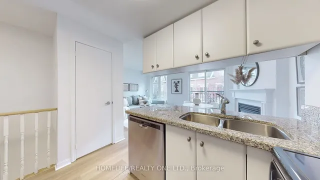 Additional property image - 18 Laidlaw St Unit 1019