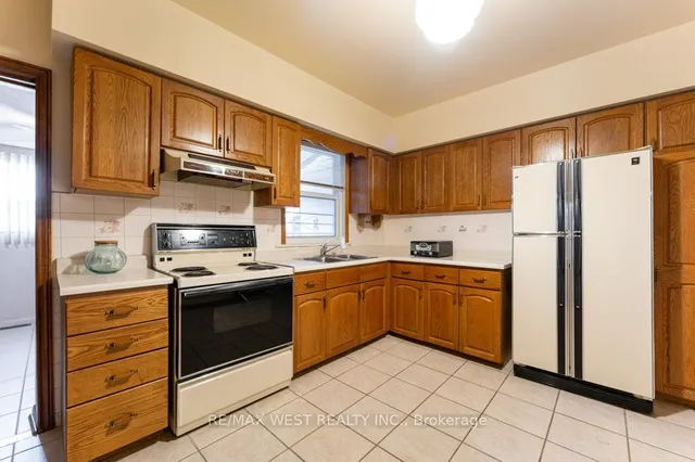 Additional property image - 26 Greenlaw Ave