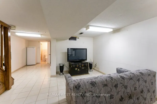 Additional property image - 26 Greenlaw Ave