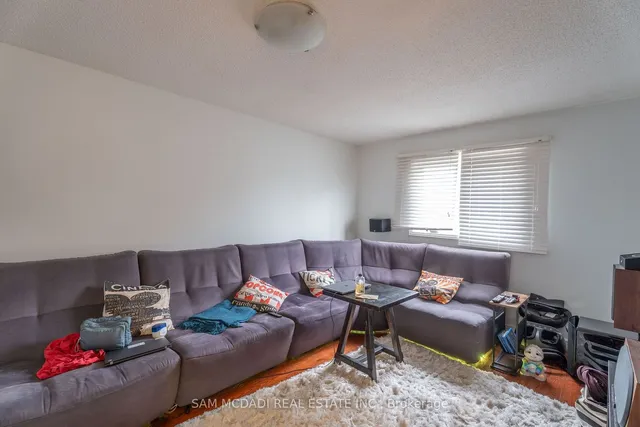 Additional property image - 4484 Jenkins Cres