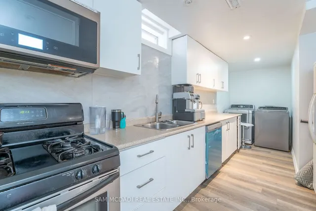 Additional property image - 4484 Jenkins Cres