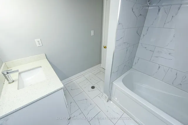 Additional property image - 9 Aloma Cres